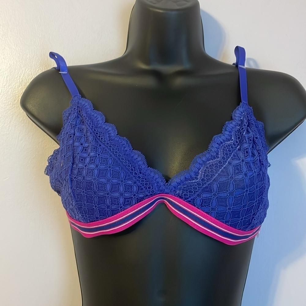 Flora by Flora Nikrooz Lace Floral Purple Pink Bralette size L
